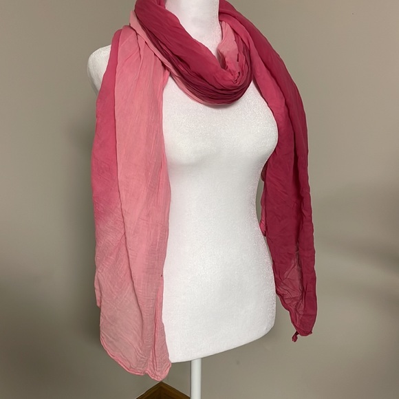 Beautiful Rose Scarf Wrap - Picture 5 of 9
